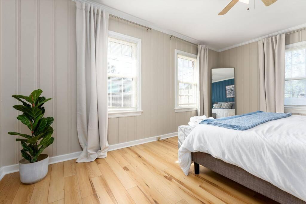 Serenity Beach House In Central Ilm W/ King Bed Wilmington Exterior foto
